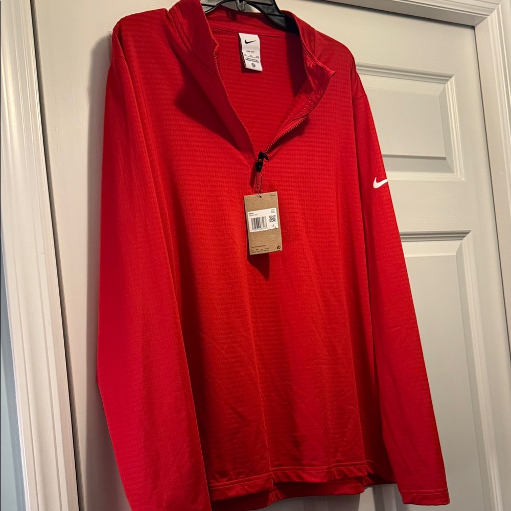 Nike Crimson Half-Zip Top Size XXL New with tags Golf Dri Fit